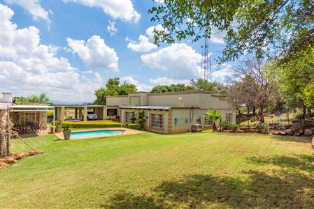 Farm For Sale in Buffelspoort Eco Estate, Modimolle, Limpopo - M110465