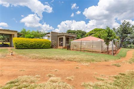Farm For Sale in Buffelspoort Eco Estate, Modimolle, Limpopo - M110465