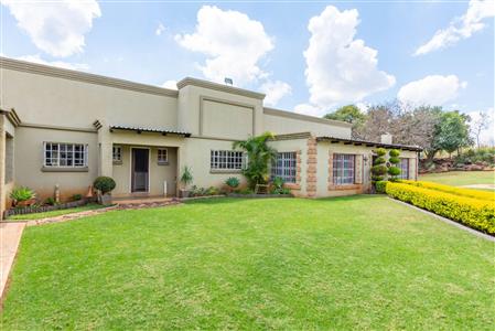 Farm For Sale in Buffelspoort Eco Estate, Modimolle, Limpopo - M110465