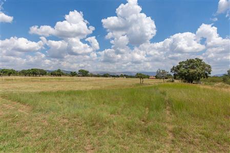Farm For Sale in Buffelspoort Eco Estate, Modimolle, Limpopo - M110465