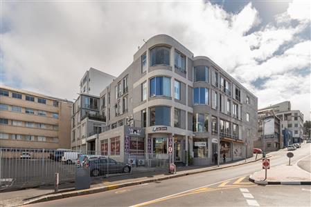 False - Retail For Sale in Gardens, Cape Town, Western Cape - M111801