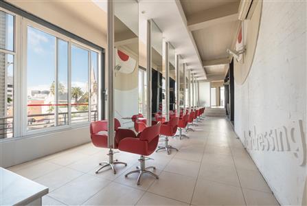 False - Retail For Sale in Gardens, Cape Town, Western Cape - M111801