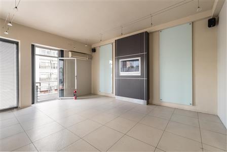 False - Retail For Sale in Gardens, Cape Town, Western Cape - M111801