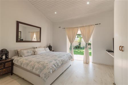 False - House For Sale in Flamingo Vlei, Blouberg, Western Cape - M110632