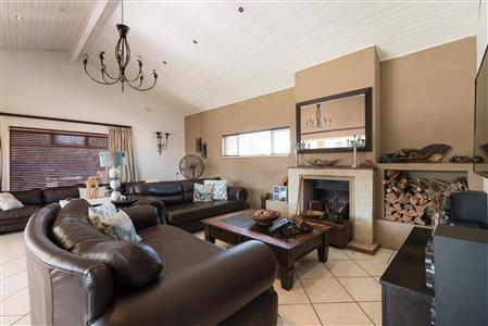 False - House For Sale in Flamingo Vlei, Blouberg, Western Cape - M110632