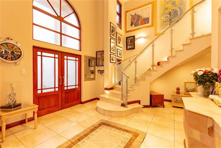False - House For Sale in Woodmead, Sandton, Gauteng - M110663
