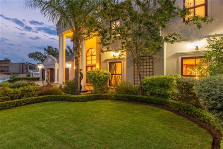 False - House For Sale in Woodmead, Sandton, Gauteng - M110663