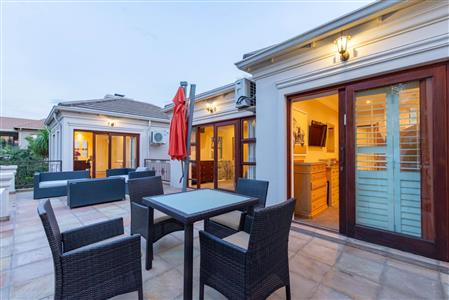 False - House For Sale in Woodmead, Sandton, Gauteng - M110663