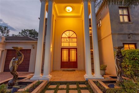 False - House For Sale in Woodmead, Sandton, Gauteng - M110663
