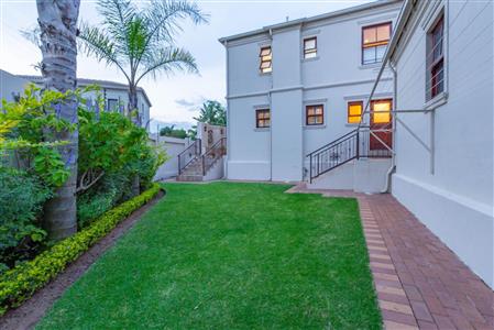 False - House For Sale in Woodmead, Sandton, Gauteng - M110663