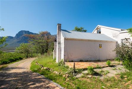 False - Farm For Sale in Stellenbosch Central, Stellenbosch, Western Cape - M15351