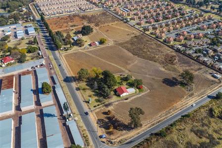 False - Vacant Land For Sale in Alsef AH, Roodepoort, Gauteng - M113279