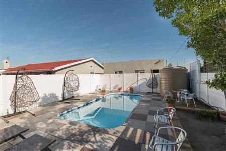 False - House For Sale in Sunridge, Blouberg, Western Cape - M114367