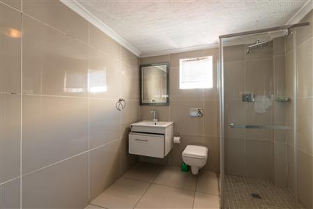 False - House For Sale in Sunridge, Blouberg, Western Cape - M114367