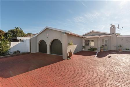 False - House For Sale in Sunridge, Blouberg, Western Cape - M114367