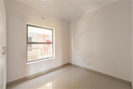 False - Apartment For Sale in Edgemead, Goodwood, Western Cape - M110191
