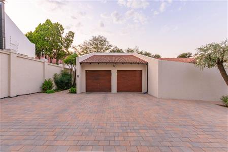 False - House For Sale in Morningside, Sandton, Gauteng - M110689