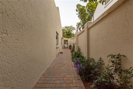False - House For Sale in Morningside, Sandton, Gauteng - M110689