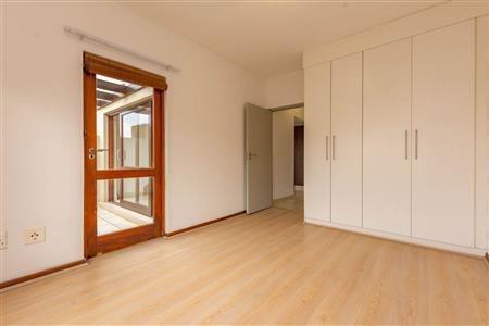 False - Apartment For Sale in Witkoppen, Sandton, Gauteng - M114635