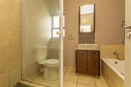 False - Apartment For Sale in Witkoppen, Sandton, Gauteng - M114635
