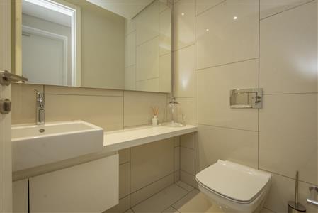 False - Apartment For Sale in Sandhurst, Sandton, Gauteng - M116162