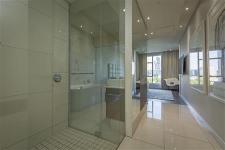 False - Apartment For Sale in Sandhurst, Sandton, Gauteng - M116162