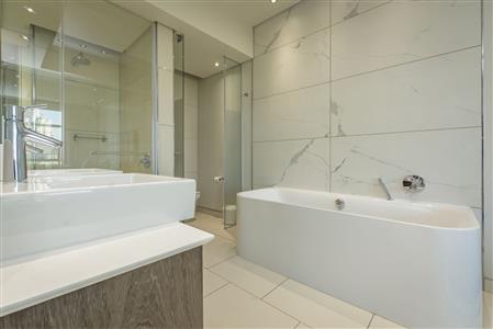 False - Apartment For Sale in Sandhurst, Sandton, Gauteng - M116162