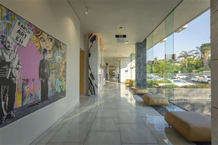 False - Apartment For Sale in Sandhurst, Sandton, Gauteng - M116162