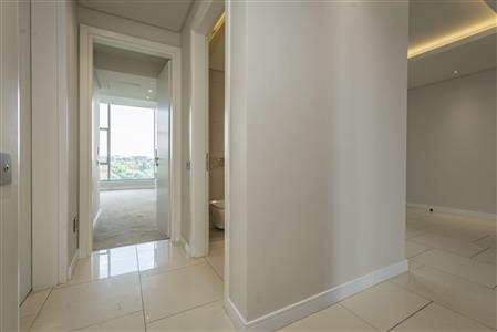 False - Apartment For Sale in Sandhurst, Sandton, Gauteng - M116226