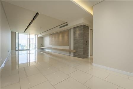 False - Apartment For Sale in Sandhurst, Sandton, Gauteng - M116226