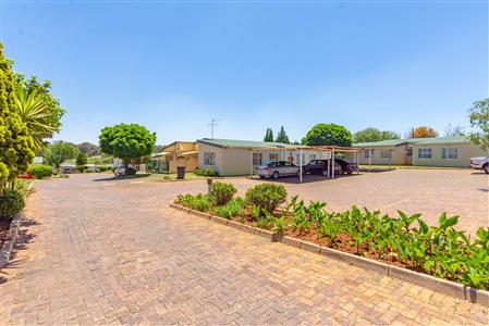 False - Townhouse To Rent in Florida, Roodepoort, Gauteng - M116336