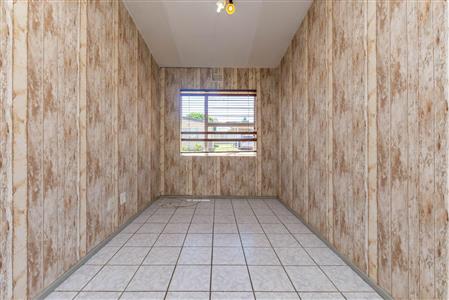 False - Townhouse To Rent in Florida, Roodepoort, Gauteng - M116336