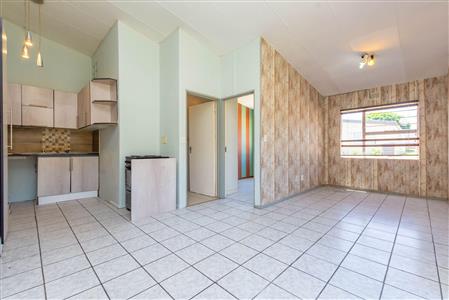 False - Townhouse To Rent in Florida, Roodepoort, Gauteng - M116336