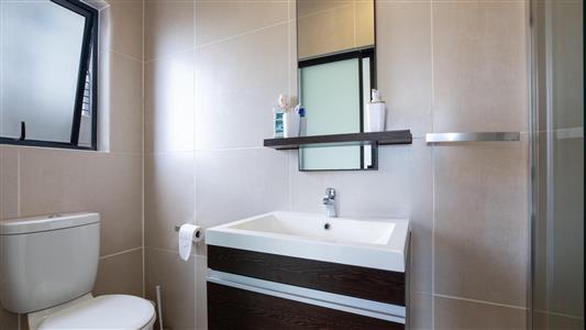 False - Apartment For Sale in Fourways, Sandton, Gauteng - M116462