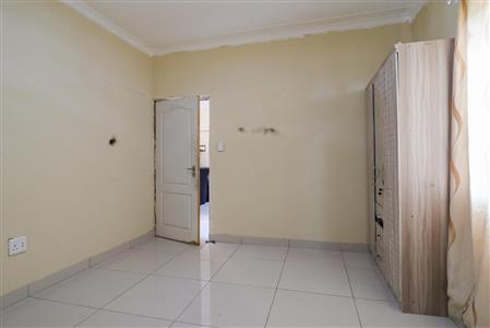 False - House For Sale in Fort Hill, King Williams Town, Eastern Cape - M116536