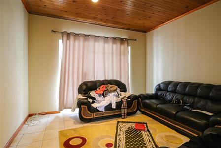 False - House For Sale in Fort Hill, King Williams Town, Eastern Cape - M116536