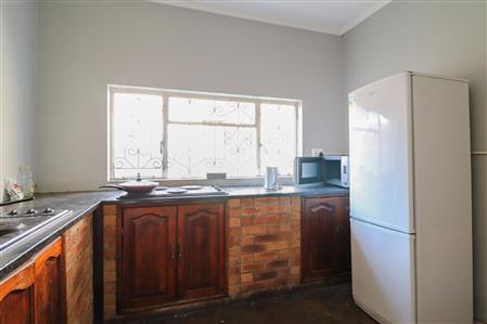 False - Commercial Property For Sale in Belgravia, East London, Eastern Cape - M116577