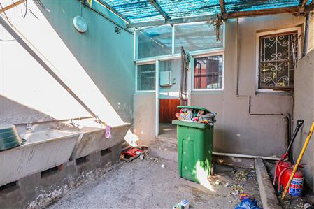 False - Commercial Property For Sale in Belgravia, East London, Eastern Cape - M116577