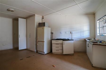 False - Commercial Property For Sale in Belgravia, East London, Eastern Cape - M116577