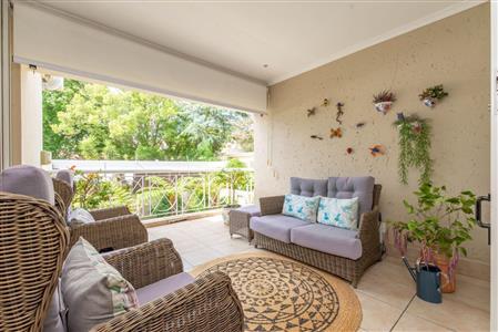 False - Apartment For Sale in Craighall, Johannesburg, Gauteng - M116744