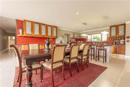 False - House For Sale in Broadacres, Sandton, Gauteng - M117002