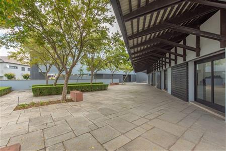 False - House For Sale in Broadacres, Sandton, Gauteng - M117002