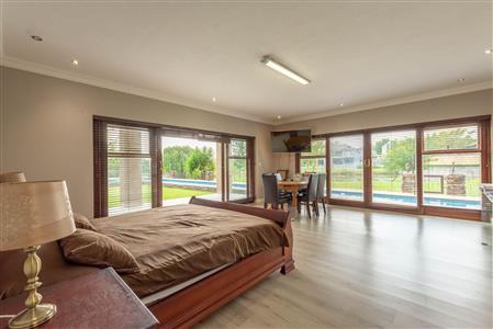 False - House For Sale in Broadacres, Sandton, Gauteng - M117002