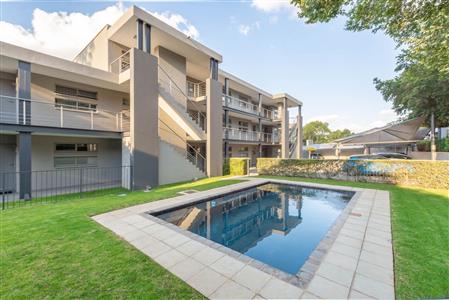 False - Apartment For Sale in Hurlingham, Sandton, Gauteng - M117006