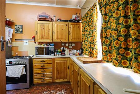 False - House For Sale in King Williams Town Ext 24, King Williams Town, Eastern Cape - M117030