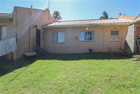 False - House For Sale in King Williams Town Ext 24, King Williams Town, Eastern Cape - M117030