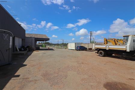 Warehouse For Sale in Eureka, East London, Eastern Cape - M117086