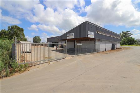 Warehouse For Sale in Eureka, East London, Eastern Cape - M117086