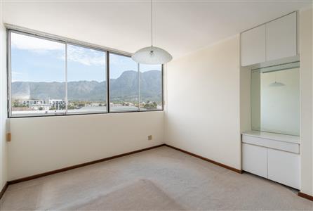 False - Apartment For Sale in Claremont Upper, Cape Town, Western Cape - M117303
