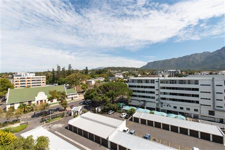 False - Apartment For Sale in Claremont Upper, Cape Town, Western Cape - M117303